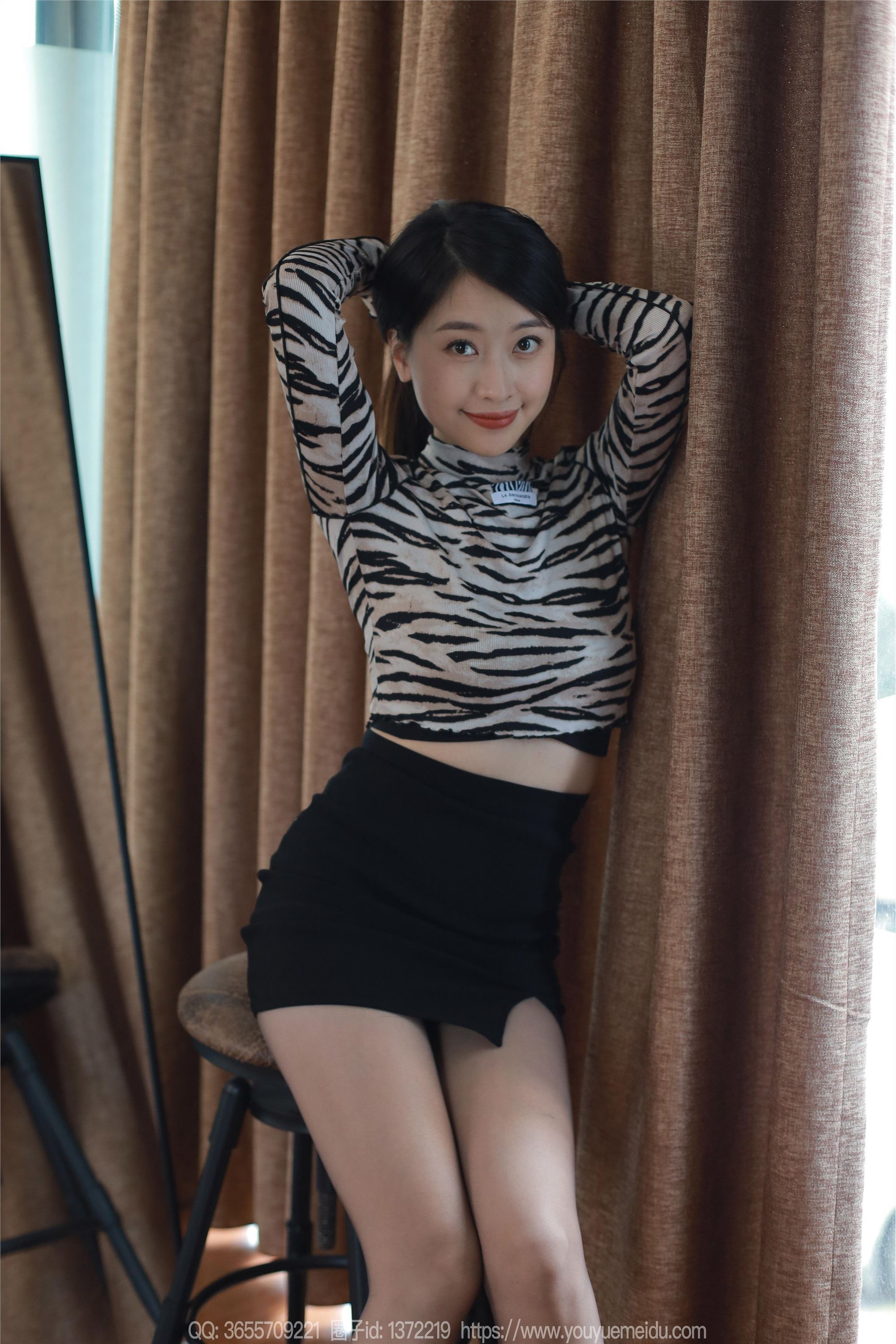 IESS异思趣向  2024.01.19 丝享家 1642 小婕《风情包臀裙》